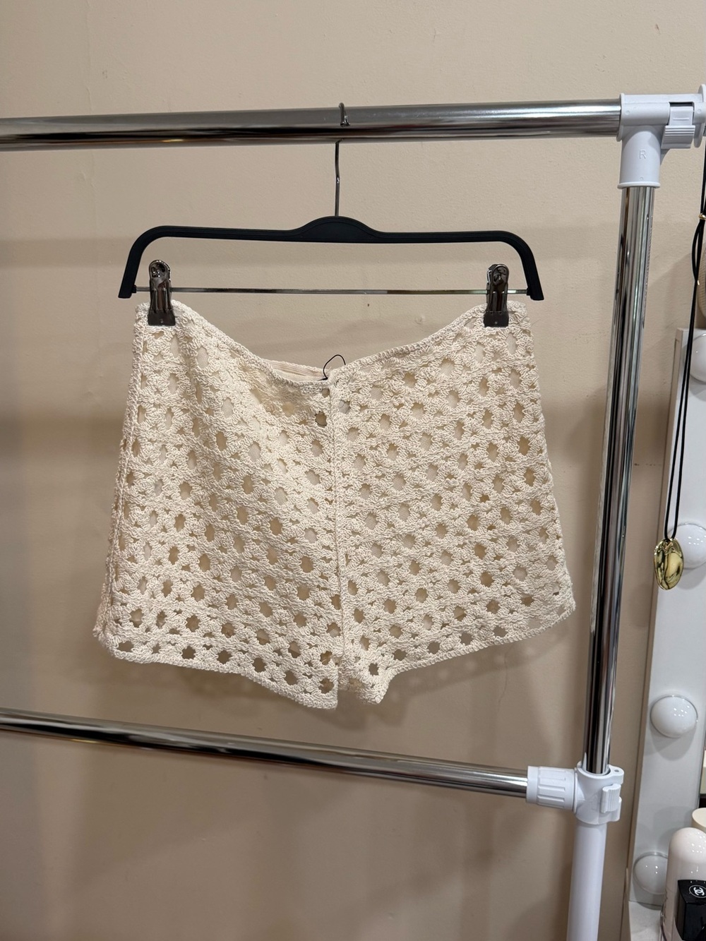 ZARA Crochet Knit Shorts Cream Size M - Picture 4 of 4